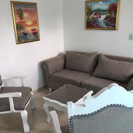 Apartamento Los Rieles Сантьяго-де-лос-Кабальерос Экстерьер фото