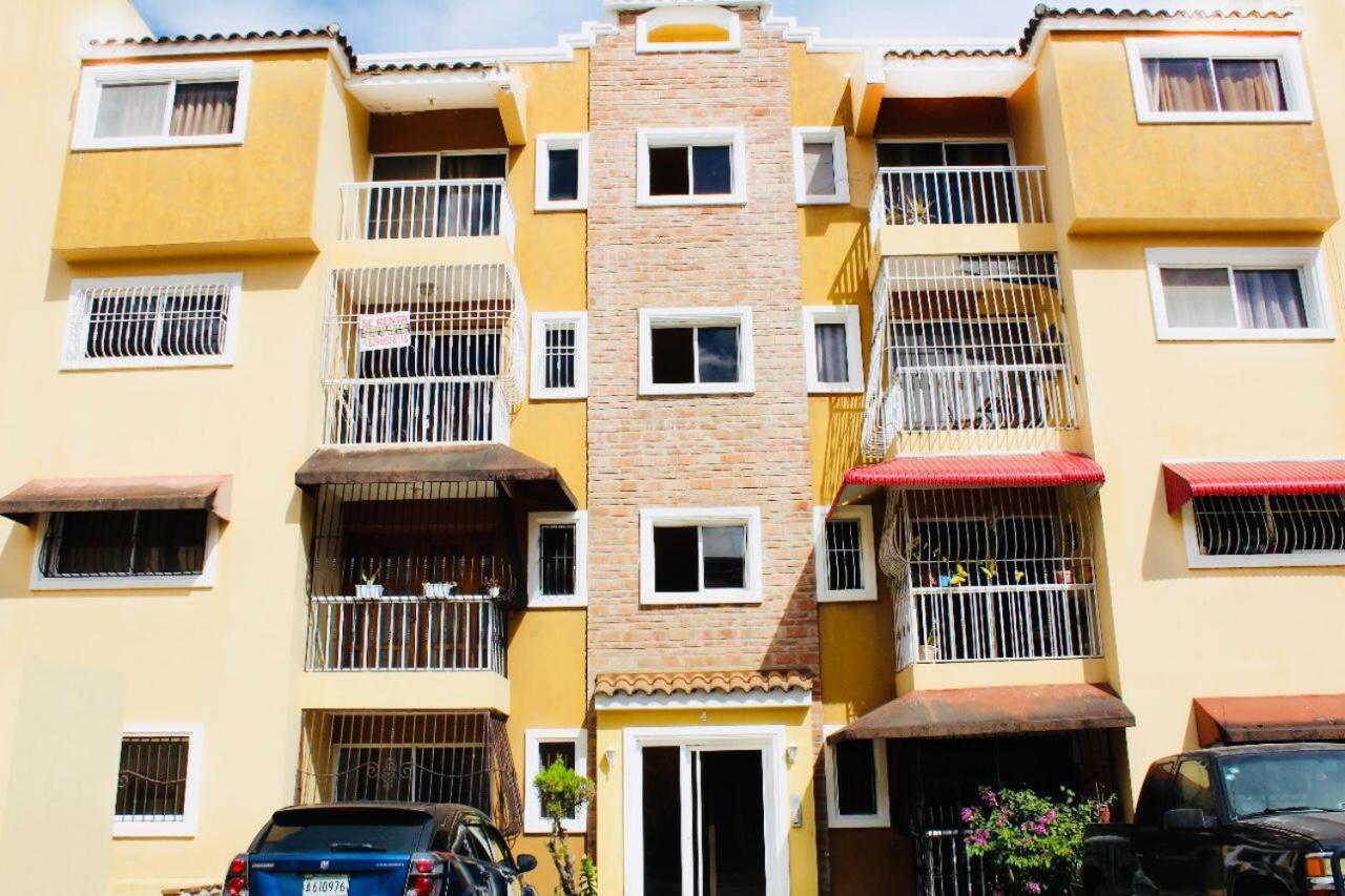 Apartamento Los Rieles Сантьяго-де-лос-Кабальерос Экстерьер фото