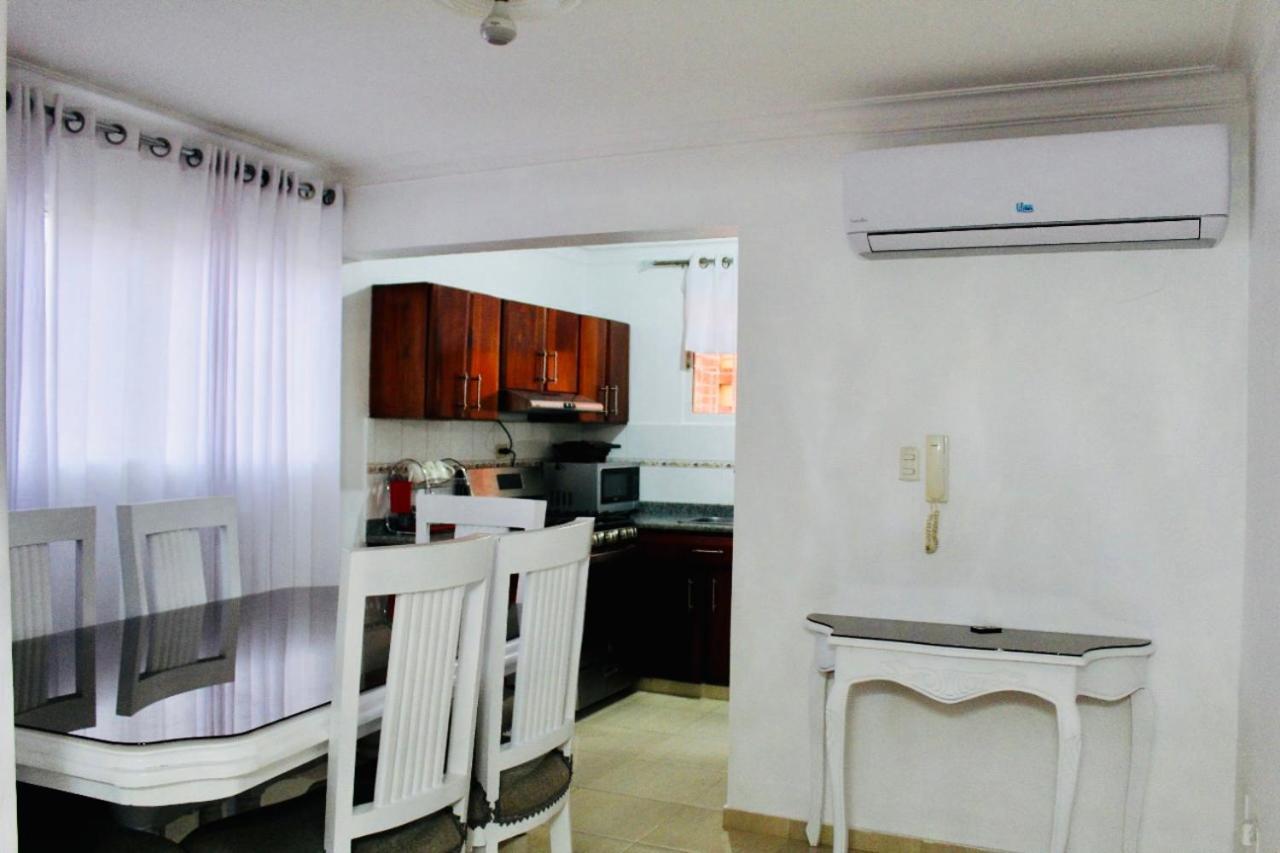 Apartamento Los Rieles Сантьяго-де-лос-Кабальерос Экстерьер фото