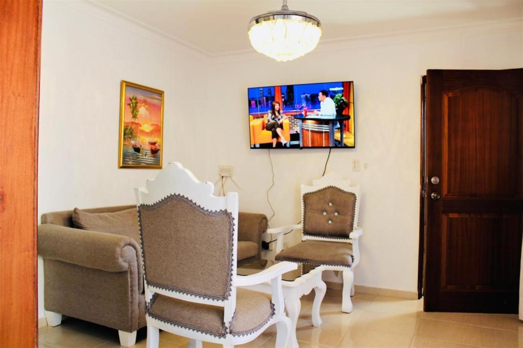Apartamento Los Rieles Сантьяго-де-лос-Кабальерос Экстерьер фото